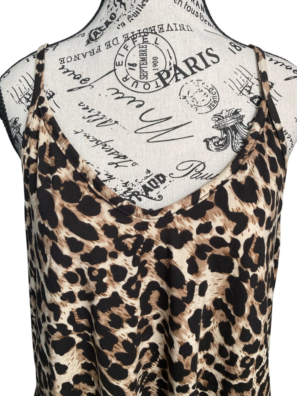 EUC Leopard Print Swing Dress Soft Flowy Spaghetti Strap Pockets Size Large - Picture 6 of 12